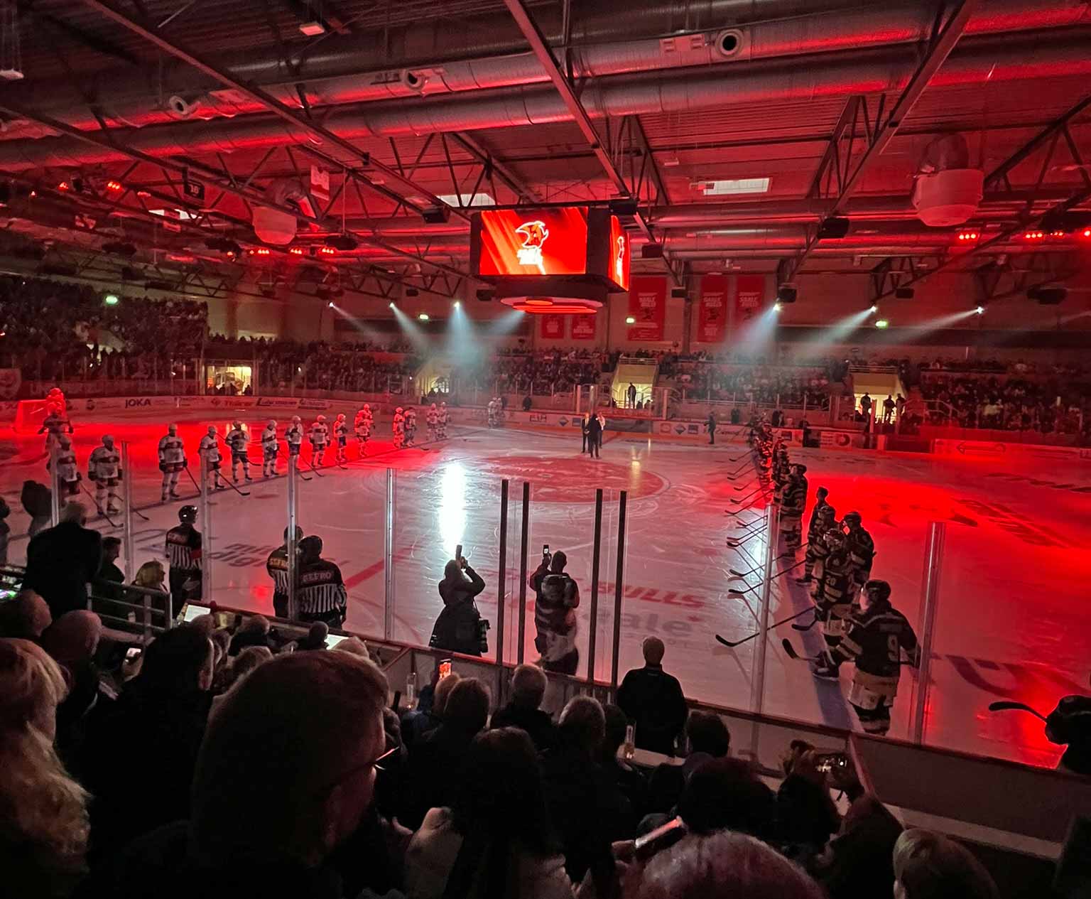 Eröffnung der neuen Eissporthalle der Saale Bulls